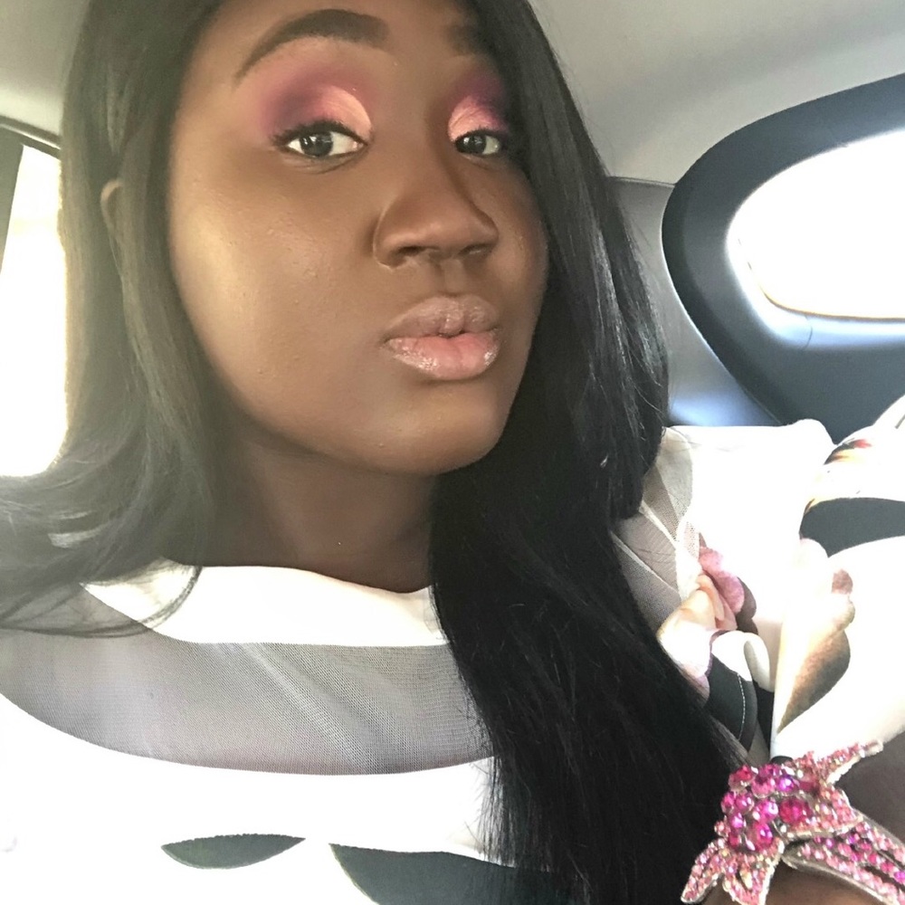 Meet your Posher, Trendy Tracy